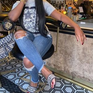 Women’s Dior t shirt